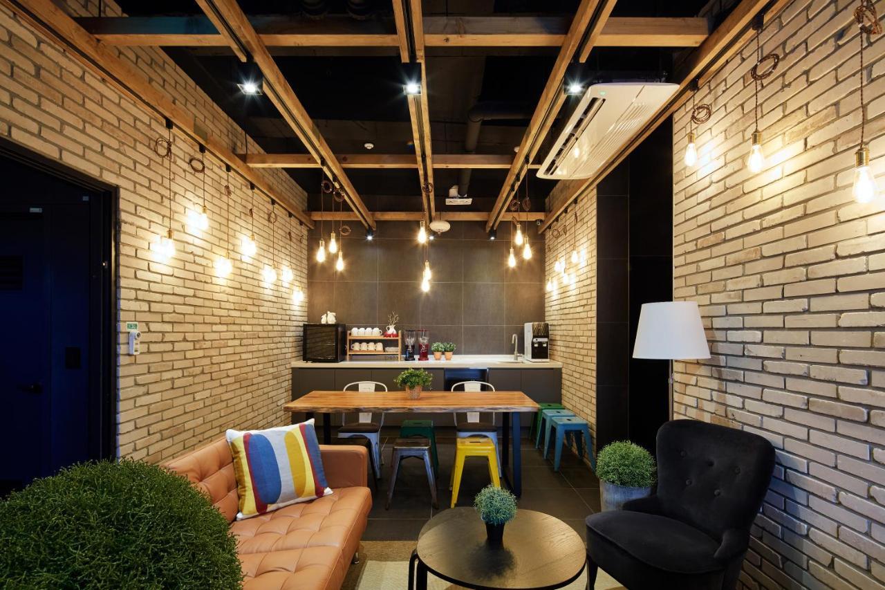 Hostel Cleo Seoul Hongdae Luaran gambar